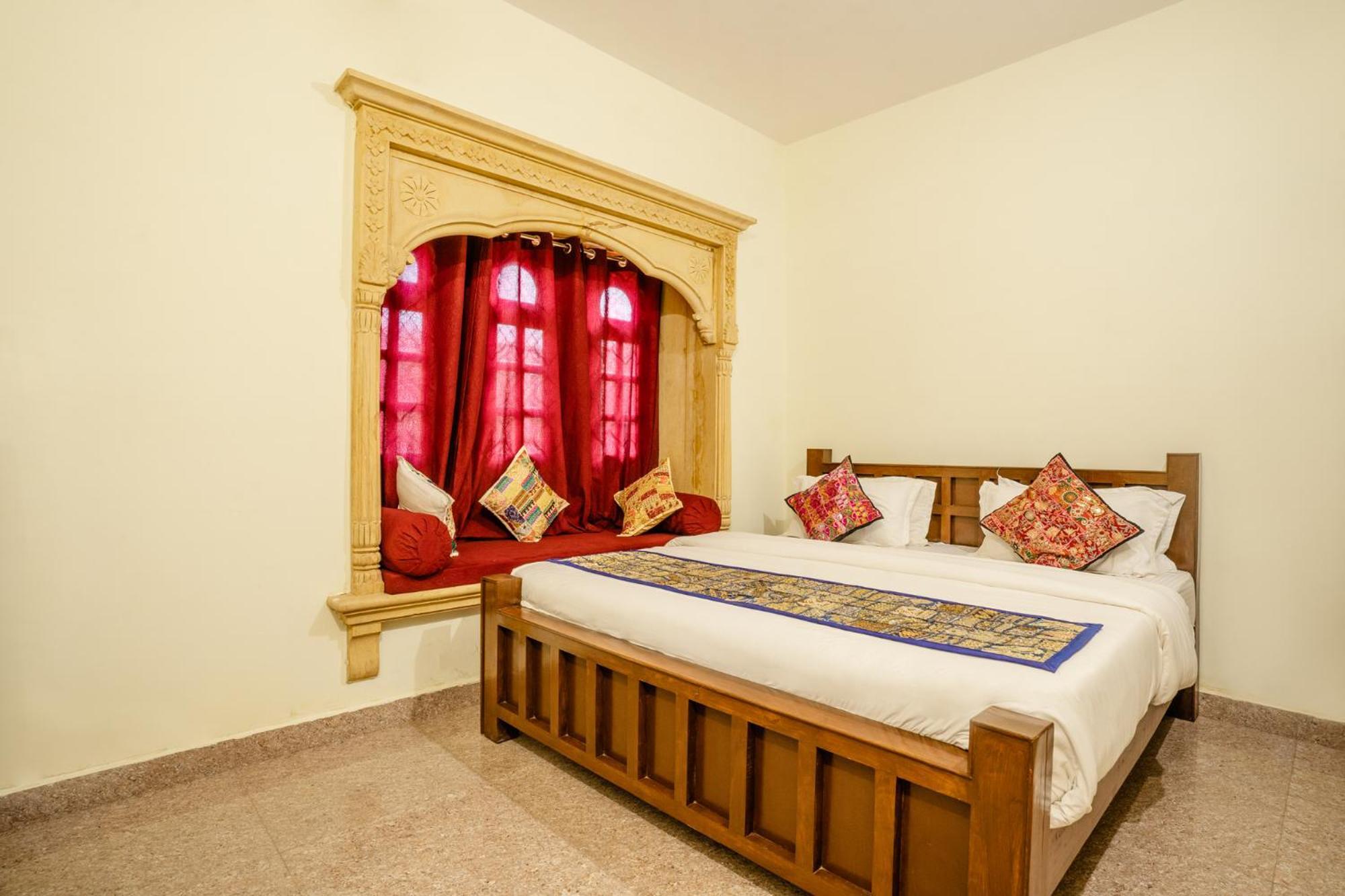 Hotel Relax Inn Джайсалмер Экстерьер фото