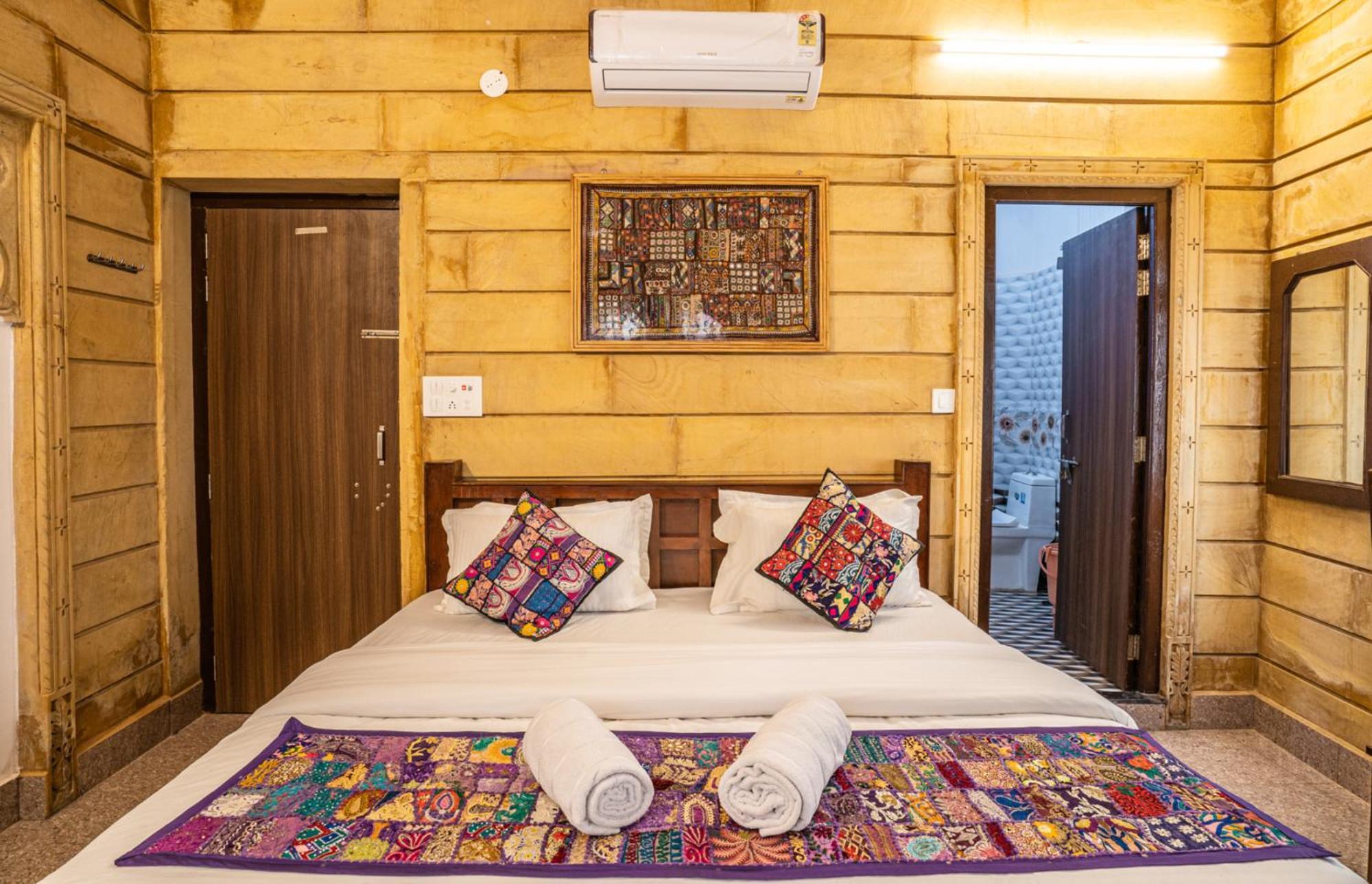 Hotel Relax Inn Джайсалмер Экстерьер фото