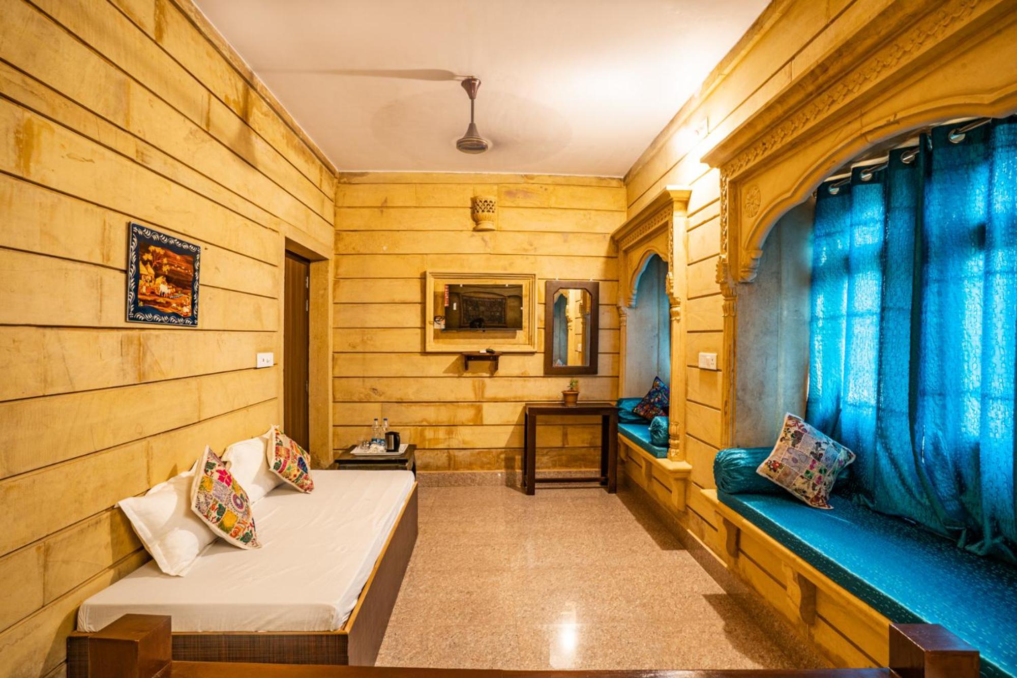 Hotel Relax Inn Джайсалмер Экстерьер фото