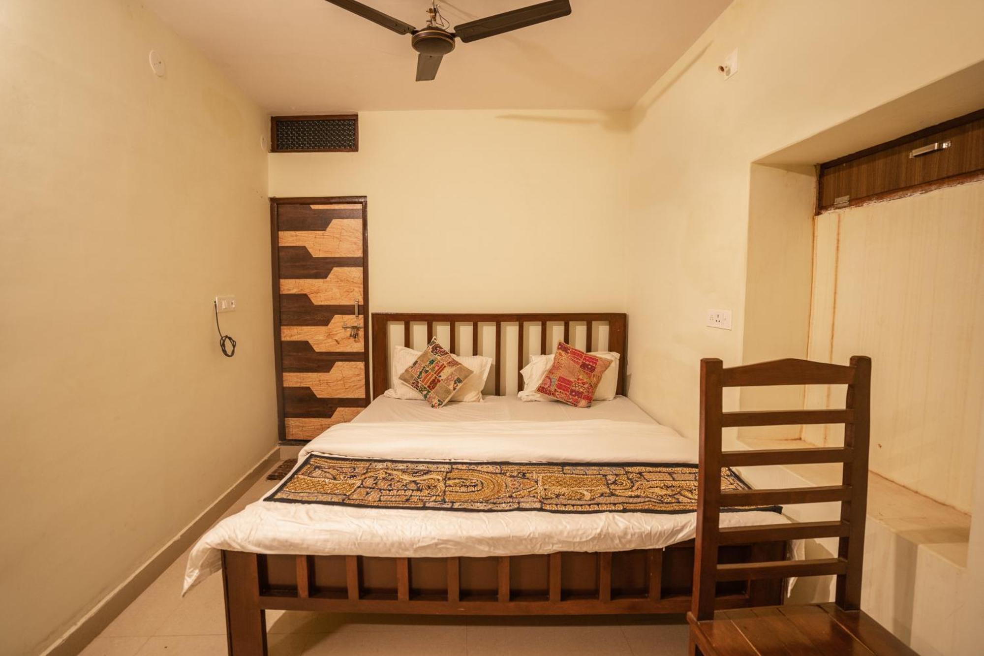 Hotel Relax Inn Джайсалмер Номер фото
